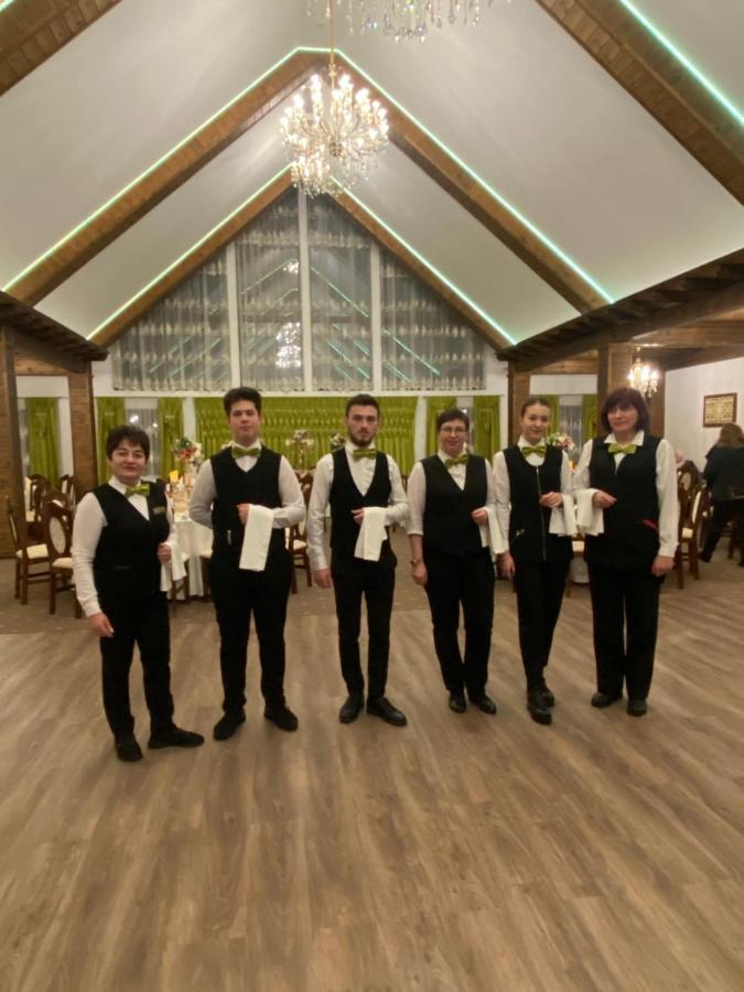 Hôtel Roua Voronetului à Gura Humorului Extérieur photo