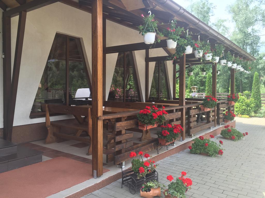Hôtel Roua Voronetului à Gura Humorului Extérieur photo
