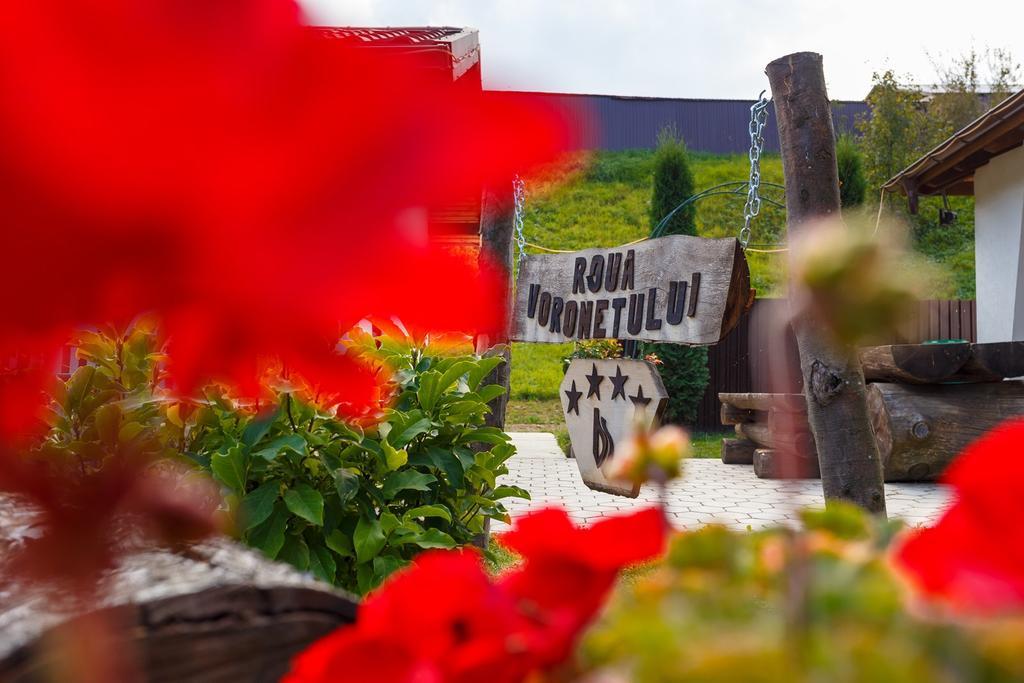 Hôtel Roua Voronetului à Gura Humorului Extérieur photo