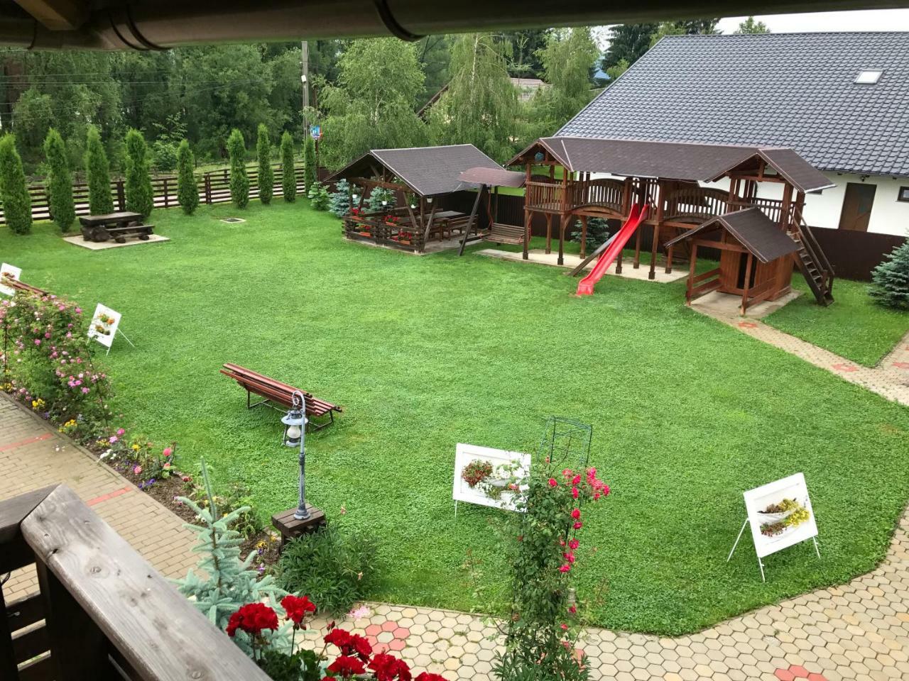 Hôtel Roua Voronetului à Gura Humorului Extérieur photo